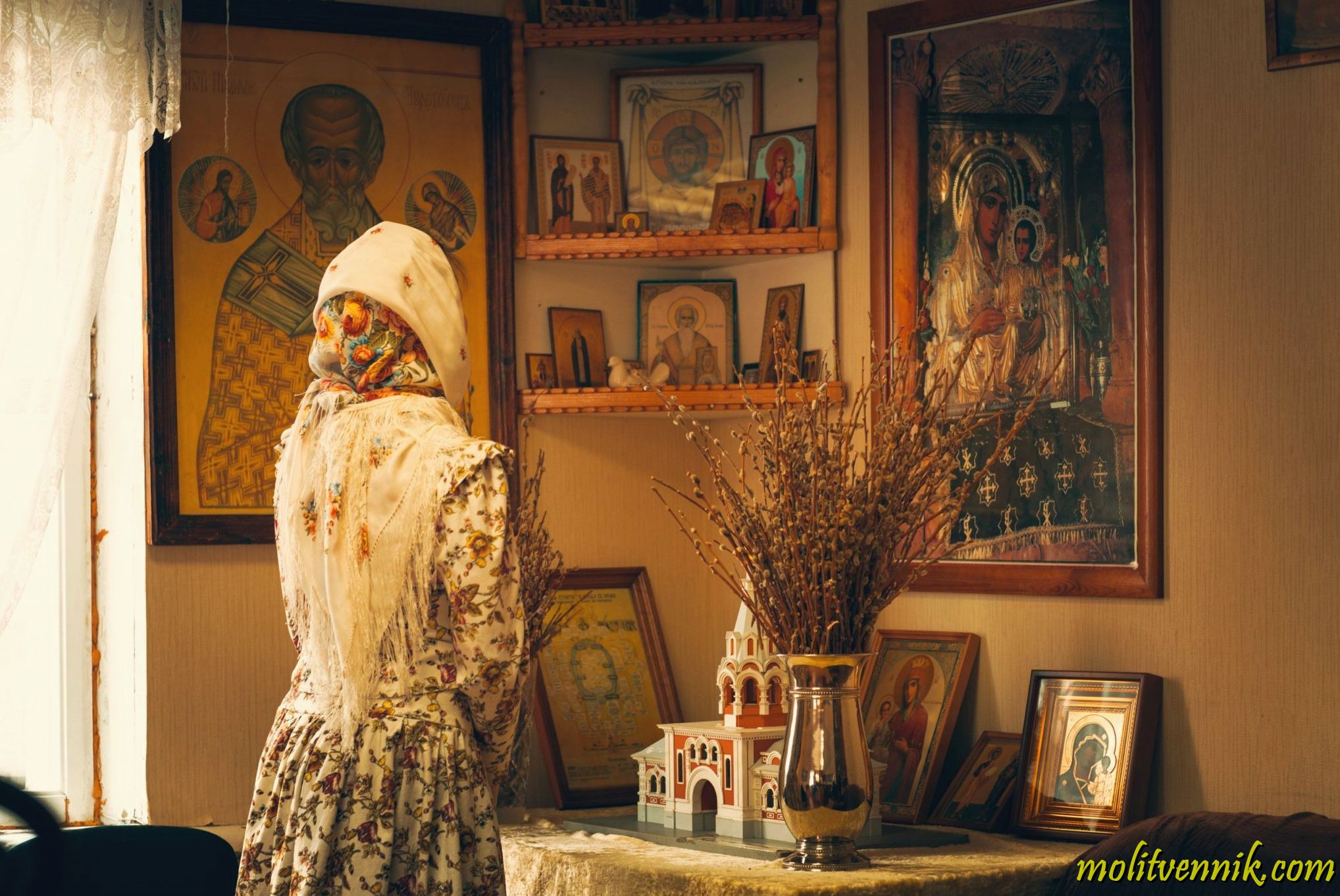 Как правильно молиться православным